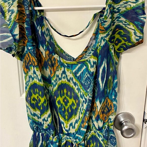 Colorful Ikat Patterned Top - Picture 5 of 9